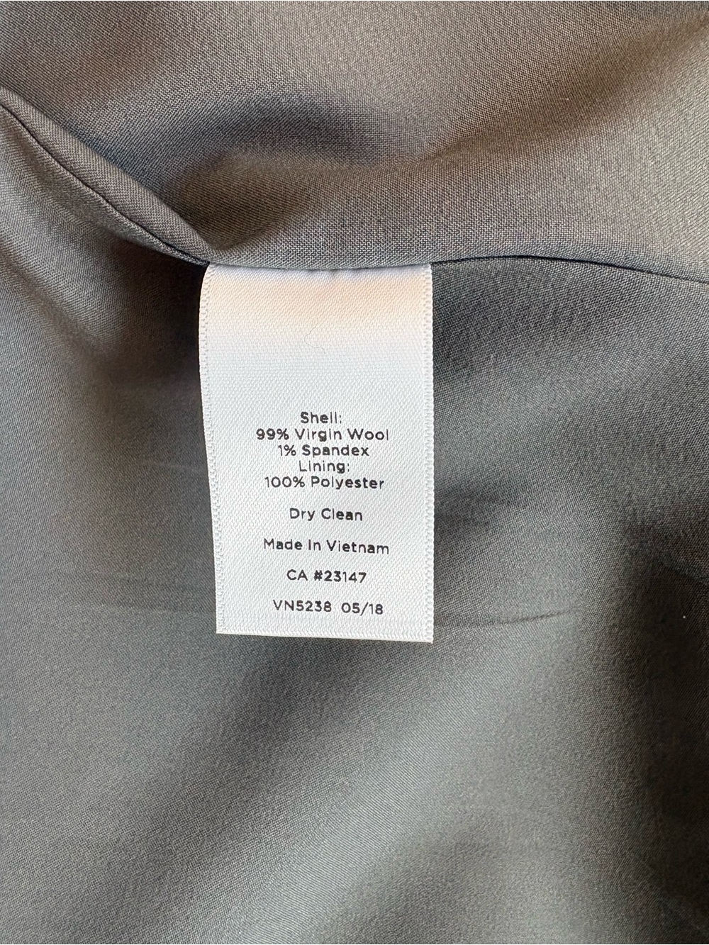 Talbots Sleeveless V-Neck Grey Sheath Dress - Italian Wool - Size 14 - Picture 13 of 14